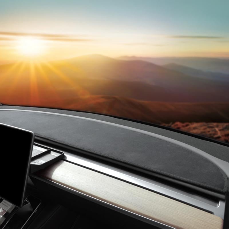 Anti-Glare Dash Mat for Model 3 Highland / Model Y Juniper / Model YL | TESERY